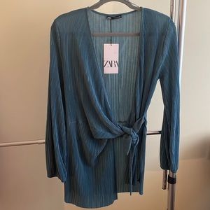 NWT ZARA S blue long sleeve top ❄️